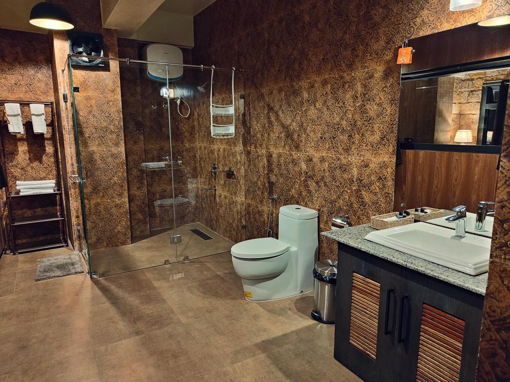 Hotel Acropolis Shillong Exterior foto